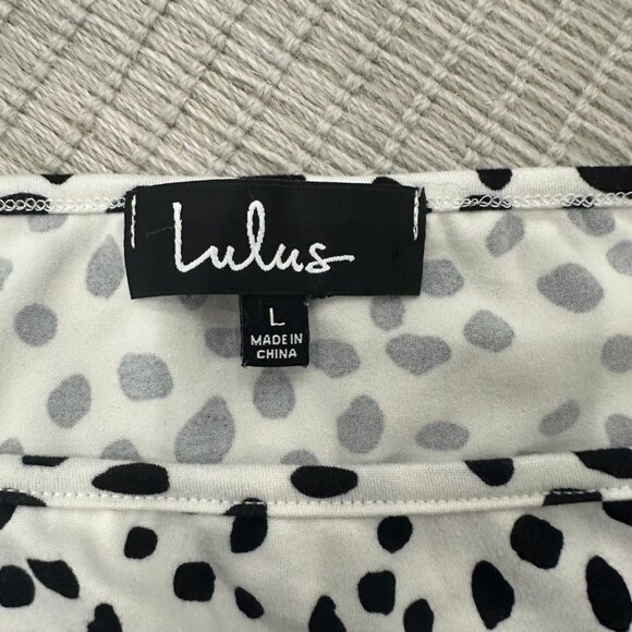 Lulu's Oh Darling Black & White Dot Print Puff Sleeve Top, size Large - Picture 7 of 9